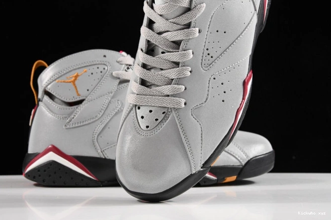 Jordan Reflective Cardinal BV6281-006 Air 7 0814